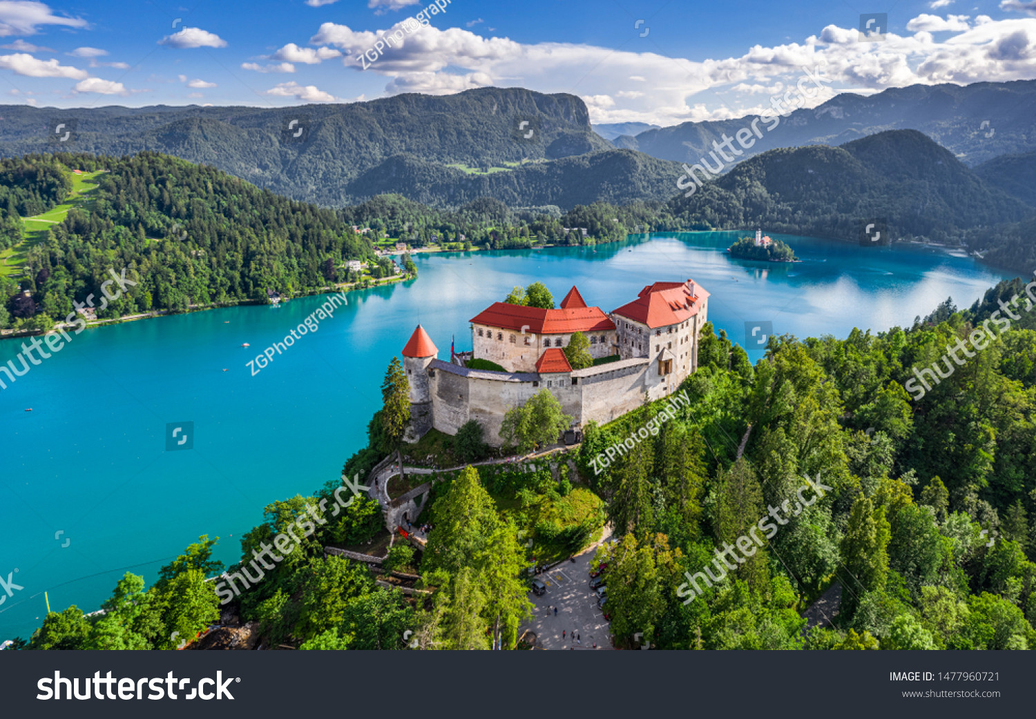 https://www.shutterstock.com/cs/image-photo/bled-slovenia-aerial-panoramic-view-beautiful-1477960721